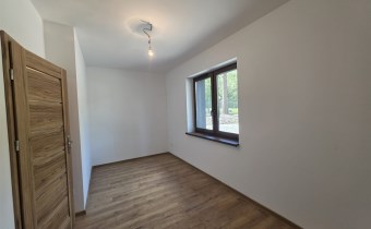 Jasny apartament z tarasem 44 m² na wynajem w Byst