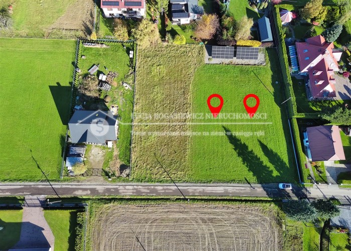 Widok działki z dostępem do drogi gminnej – spokoj