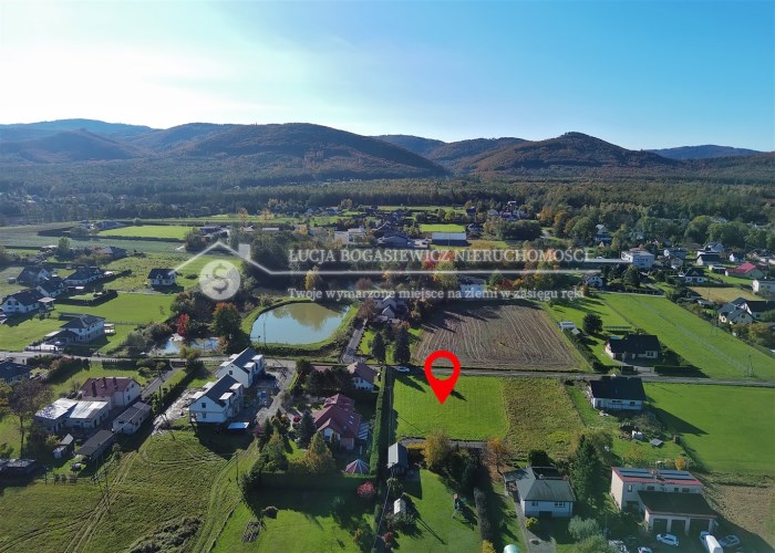 Widok panoramiczny na działki budowlane w Bierach 