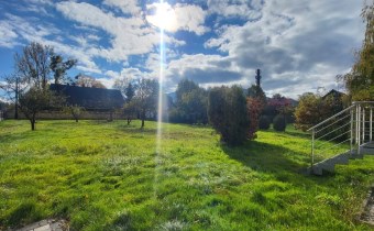 Panorama z ogrodu – widok na Skrzyczne i Beskidy, 
