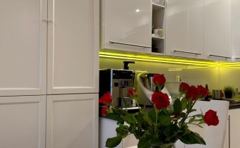 Sypialnia 1 z balkonem – idealne miejsce do wypocz