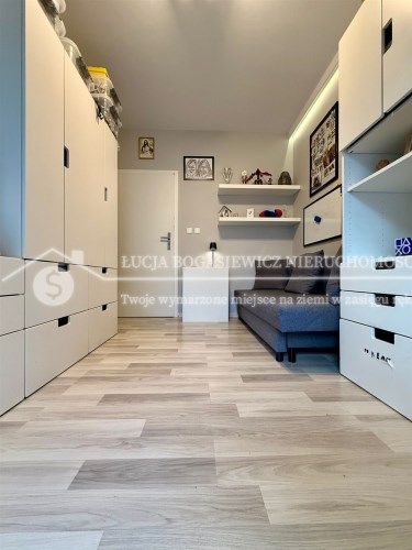 Klatka schodowa – tylko 4 mieszkania, gwarancja pr