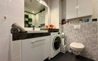 Łazienka – nowoczesne wykończenie i praktyczne wyp