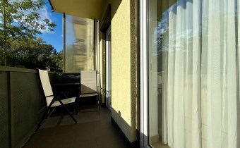 Plac zabaw i tereny rekreacyjne w pobliżu – idealn