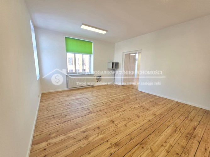 Widok ogólny na biuro Nowoczesny lokal biurowy w b