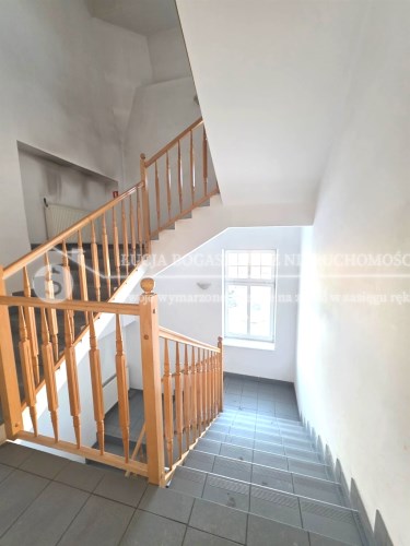 Parking dla najemców Bezpłatny dostęp do miejsc pa