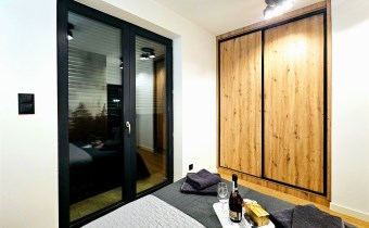 Strefa wypoczynkowa w salonie Przestronny salon z 