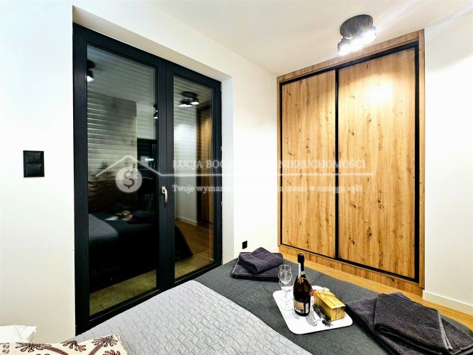 Strefa wypoczynkowa w salonie Przestronny salon z 