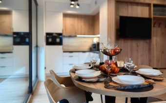 Wyposażenie kuchni W pełni wyposażona kuchnia: lod