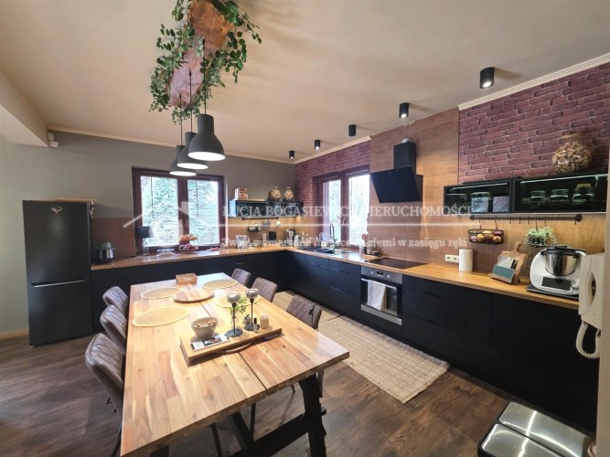 Strefa grillowa w Jaworzu – elegancka wiata grillo