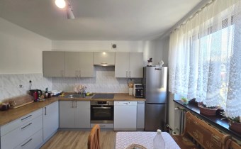 Dom na sprzedaż w Ustroniu z nową instalacją gazow