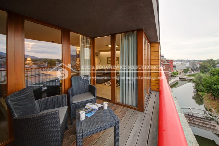 Apartament z balkonem i widokiem na góry – Bielsko