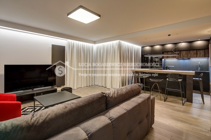 Przestronny apartament z widokiem na góry – Bielsk