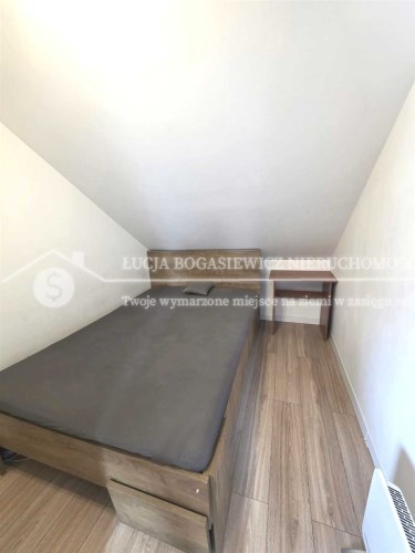 Sypialnia w mieszkaniu 34 m² – komfort i wygoda w 